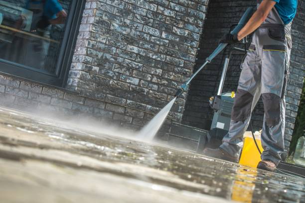 Best Playground Equipment Cleaning  in Briarcliff Manor, NY